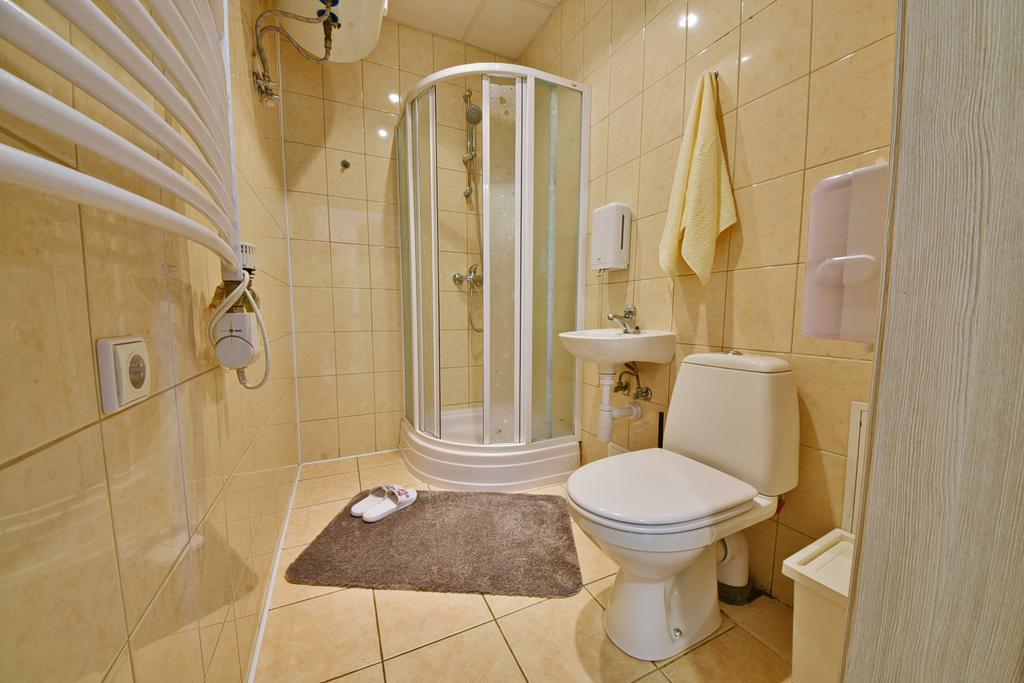 Laisves Avenue Hostel "Easy Kaunas" Eksteriør bilde